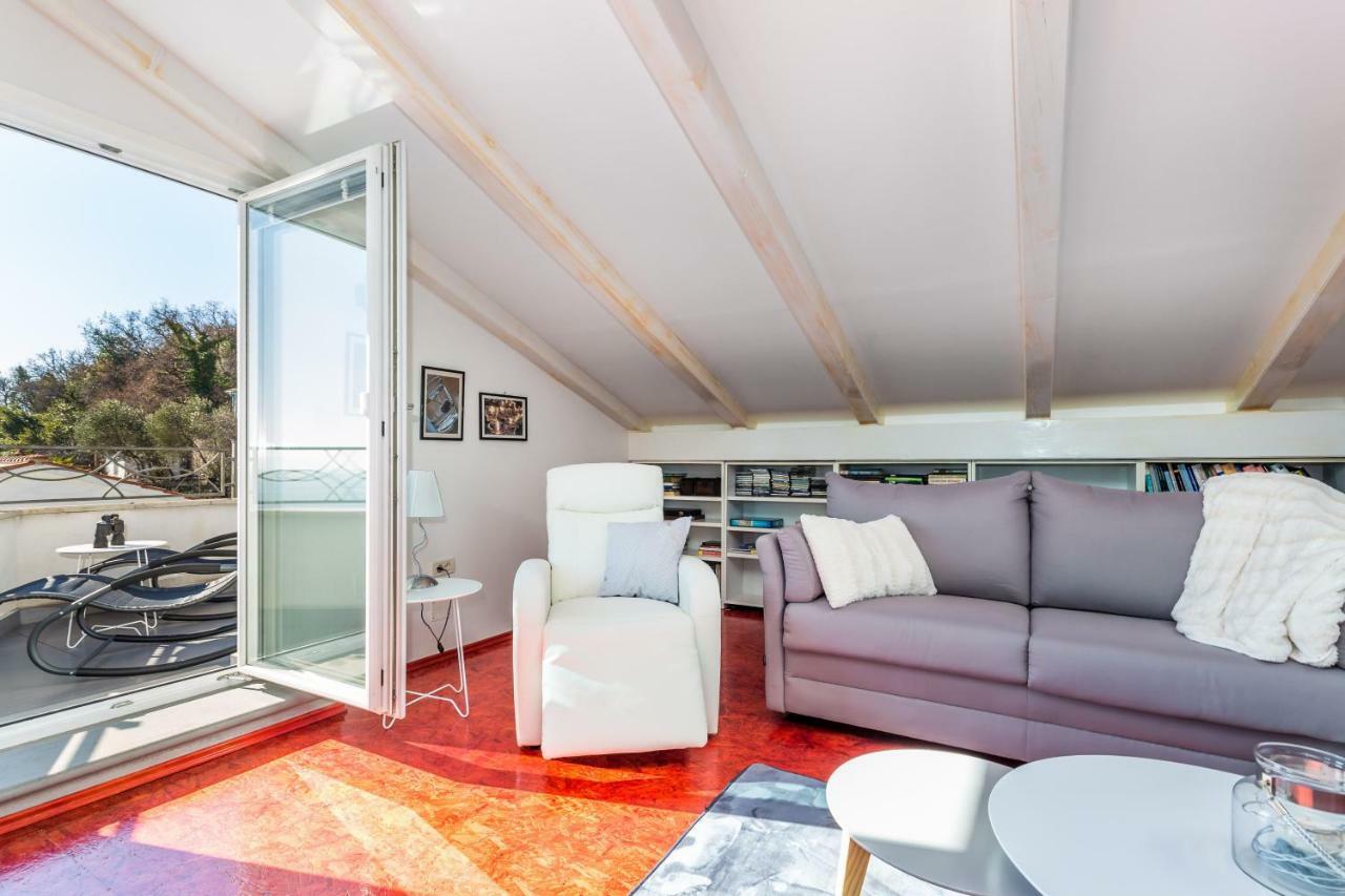 Luxury Penthouse Prestige Near The Sea Lägenhet Opatija Exteriör bild