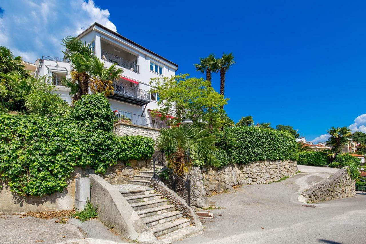 Luxury Penthouse Prestige Near The Sea Lägenhet Opatija Exteriör bild