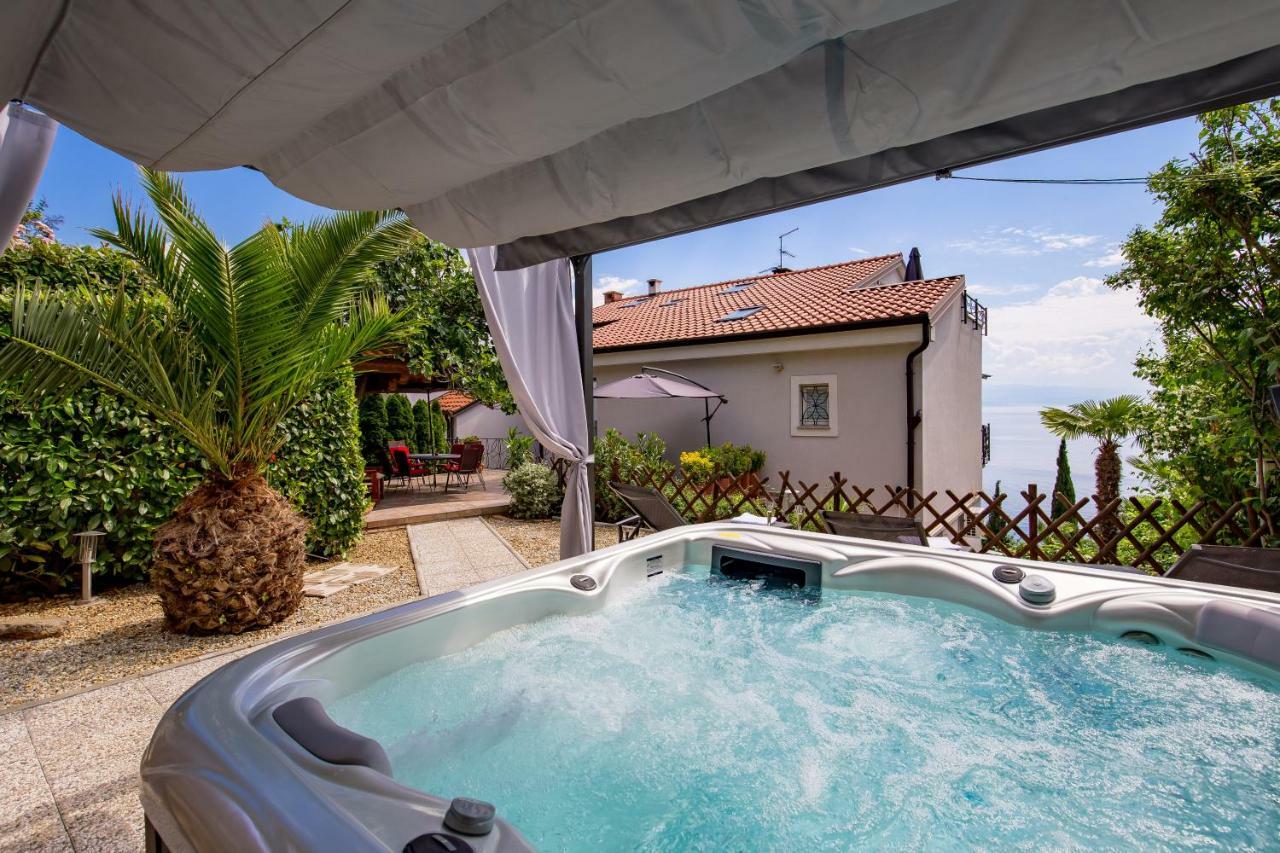 Luxury Penthouse Prestige Near The Sea Lägenhet Opatija Exteriör bild
